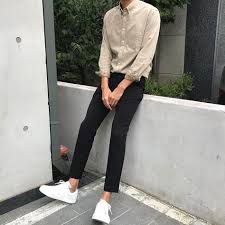 Opt for a thin, simple tie, and avoid ties with loud, crazy patterns. Buy Korean Formal Wear Male Cheap Online