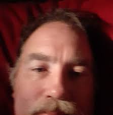 What are the parent apples of a chance seedling tree?