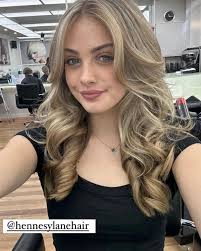 HENNESYLANE (@hennesylanehair) · Melbourne, VIC