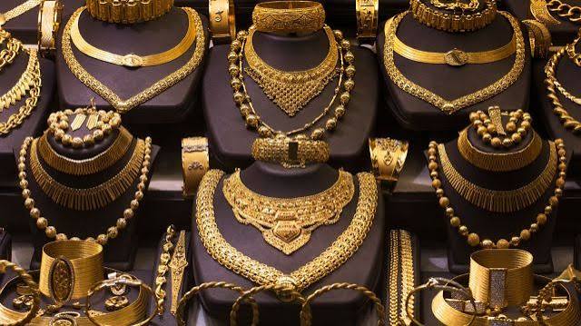 Gold Rate Today, March 26: Check 18, 22 and 24 carat gold prices in Chennai, Mumbai, Delhi, Kolkata and other cities | India News - The Indian Express