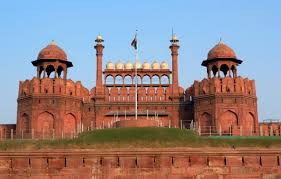 Constructed In 1648 Red Fort Was The Residence Of The Mughal Emperor For Nearly 200 Years On 15th August 1947 Jawa Red Fort North India World Heritage Sites