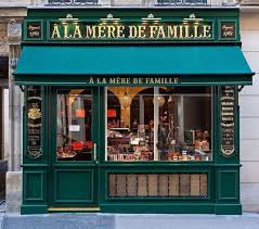 35 Rue Du Faubourg Montmartre Paris 9eme La Plus Ancienne Chocolaterie De Paris Depuis 1761 Merite Une Visite Lors D Shop Facade Storefront Design Shop Fronts
