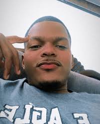 Andy Mora (@emetede) • Instagram photos and videos