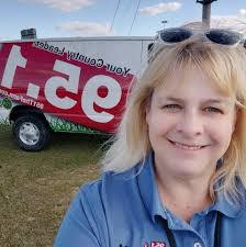 Juanita Sandlin's Instagram, Twitter & Facebook