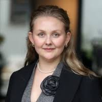 900+ "Windhorst" profiles