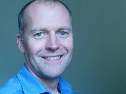 ▷ Jonathan Pledger Licac. Mbacc, Wokingham