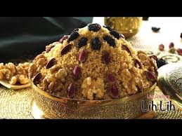 Epingle Par Nana Alou Sur Gateaux Et Desserts En 2020 Pistache Fruits Secs Fruits