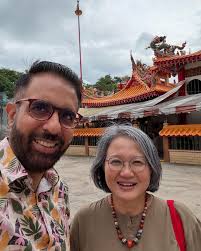 Aljunied GRC. CNY Day 1. A delightful morning visiting the Serangoon ward  of our constituency with @wpsgp Chair @sylvialim65 . Happy Chinese New  Year! 🧧 🐍 May all Singaporeans be blessed with