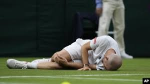 You do have to move very, very carefully out there. Ze6h3igsy9eo9m