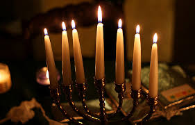 Exploring the simcha of chanukah. Zydzi Chanuka I Chrystus