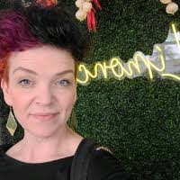 Stacey Sparrow's Instagram, Twitter & Facebook