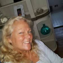 Robin Mccaslin (shuwee12)