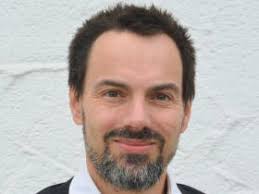 Neues Morningshow-Duo bei 1Live, Zinnow steigt bei Antenne Bayern auf