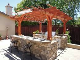 Une Pergola Bois Quelques Idees Inspirantes En Photos Archzine Fr Pergola Bois Petite Pergola Pergola