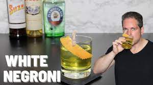 Temple began her film career in 1932 at the age of three. Shirley Temple Cocktail Alkoholfreier Cocktail Mit Ginger Ale 2 Shirley Temple Rezepte Youtube