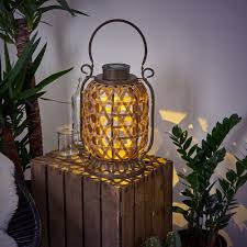 Solarlaternen Rattan Und Holz Fur Draussen Solarleuchten Laterne Fur Draussen Laterne Garten