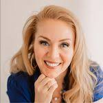 Karla Meyers's Instagram, Twitter & Facebook