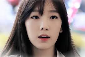 Taeyeon (태연) is a south korean soloist, a leader/member of girls' generation (snsd/tts/oh!gg) and a member of girls on top (got the beat) . Girls Generation S Taeyeon Erschreckte Fans Mit Diesem Besonderen Posting Breaker News