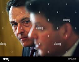 Ian Oakley-Smith of PricewaterhouseCoopers LLP speaking about the collapse  of Flyglobespan Stock Photo