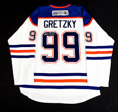 Despite walking away from the team, gretzky makes it clear he's got no hard feelings. Wayne Gretzky 99 Autographed 1984 85 Edmonton Oilers Nhl Centennial Greatest Team Celebration Event Worn Jersey Nhl Auctions