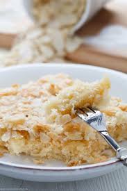 Schneller Becher Blechkuchen Mit Knuspermandeln Emmikochteinfach Rezept Blechkuchen Becherkuchen Kuchen