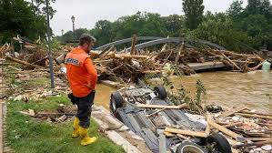 Jun 04, 2021 · juni 2021 freitag erneut unwetter erwartet starkregen sorgt vielerorts für hochwasser schwere unwetter haben in teilen deutschlands straßen unpassierbar gemacht und keller überflutet. T3xw0lzeqvfkem