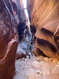 Featuring four trailhead options departs from kanab, ut or page, az. Wire Pass Trail To Buckskin Gultch The Rambling Raccoon