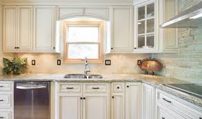 From cabinets to islands, we have you covered when it comes to your new kitchen renovation. Signature Pearl Forevermark Cabinetry