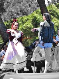 Pin By Kiti Lila On Madrid Spanish Costume Fashion Story Traditional Outfits