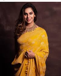 Upasanakaminenikonidela Saree Real Weaverstory Jewelry Krsalajewellery Upasana Upasanakonidela Ramcharan Fashion Beautiful Saree Glamorous Outfits