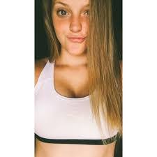 Brooke Dickey's Instagram, Twitter & Facebook