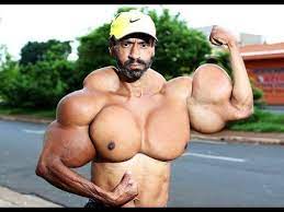 Meet the body builders injecting their muscles full of oil. Bodybuilder Brazilian Hulk Inject Muscles With Oil Synthol Youtube