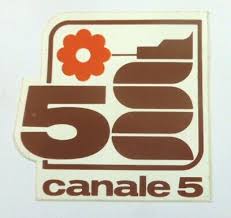 Canale 5 was the first private television network to have a national range in italy in 1980, based on a local. Vecchio Adesivo Tv Old Sticker Canale 5 Biscione Mediaset Cm 10 X 10 Ebay