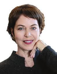 Jeanine Ayers's Instagram, Twitter & Facebook