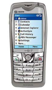 Sagem MY S-7 vs Motorola A3000 ...
