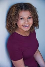 Nia Newton's Instagram, Twitter & Facebook