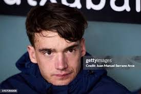 Daniela Zarate's Instagram, Twitter & Facebook