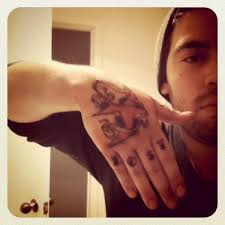 I'm actually from the nashua plainfield area. 30 Dandy Knuckle Tattoos Slodive