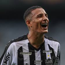 Guilherme arana plays for campeonato brasileiro série a team atlético mineiro in pro evolution soccer 2021. Com Mais De 50 Jogos Pelo Galo Guilherme Arana Faz Aniversario Nesta Quarta Esportes Home