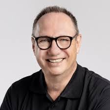 Andrew Sanderson's Instagram, Twitter & Facebook