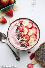 Throw in a competent of raspberries. Strawberry Banana Smoothie Bowl Gluten Free Paleo Vegan