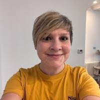 Kerrie Powell's Instagram, Twitter & Facebook