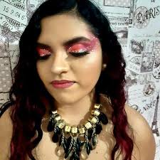 Antonella Weiss Makeup Artist