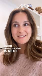 Elisabeth Young's Instagram, Twitter & Facebook