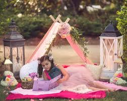 Kinderzelt Im Garten Diese Glamping Diy Projekte Schaffen Urlaubsfeeling Im Hinterhof Kinder Zelte Camping Geburtstagsparty Kinderzelt