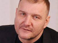 Новый «последний богатырь», чебурашка и история девяностых: Dmitrij Bykovskij Romashov Romashov Aktyor Biografiya Rossijskie Aktyory Kino Teatr Ru