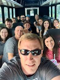 Seniors celebrating graduation 🎓 I can't believe some of these guys belong  to my friends from college! I was thrilled that they ask me to help...just  wish I could have fit in