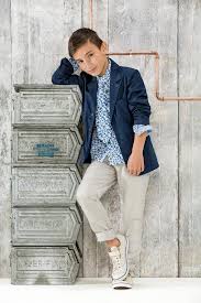 Tipps & beratung festliche jungen hemden jungen anzüge.ausserdem muss sich ihr kind darin unbedingt wohlfühlen, andernfalls wird es die hochzeitsfeier. Fashion For Kids Festliches Fur Die Kleinen Ob Zur Kommunion Taufe Oder Hochzeit Jbc Fashion Lifestylemommy Kleidung Fur Jungen Festliche Kleidung Festliche Kleidung Hochzeit