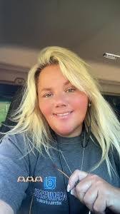 Stephanie Seitz's Instagram, Twitter & Facebook