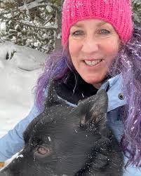 Rhonda Buss's Instagram, Twitter & Facebook